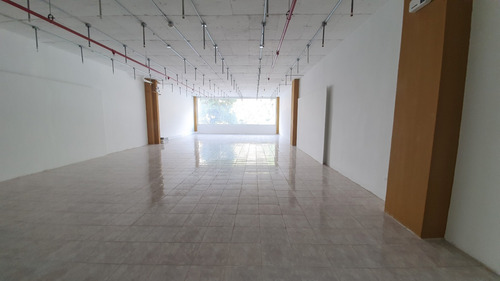 Imagen 2 de 14 de Local En Alquiler Boleita Norte B-9qnx 1808