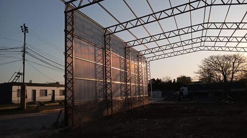 Depósito De 1000 M2 Cubiertos En 1 Planta