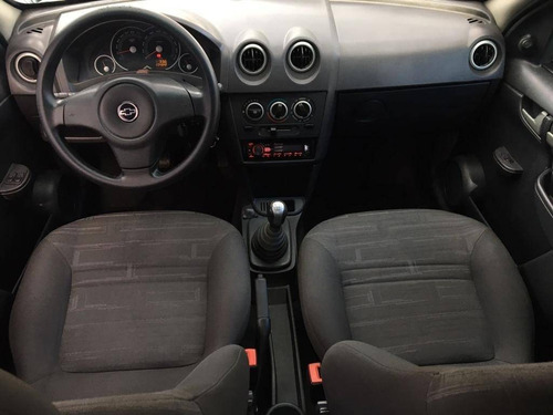 Imagem 5 de 9 de Chevrolet Prisma 1.4 Mpfi Maxx 8v Flex 4p Manual