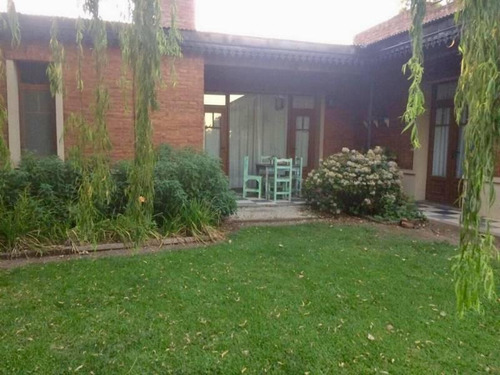 Lindisima Casa En Venta. -mallmann Propiedades