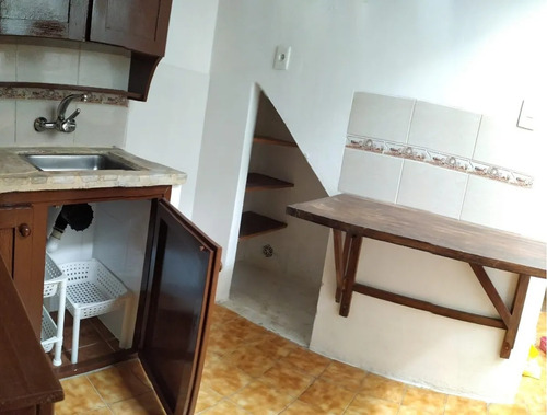 Imagen 10 de 12 de Se Vende!! Duplex De 2 Dormitorios, S/g Comunes, Palermo!!