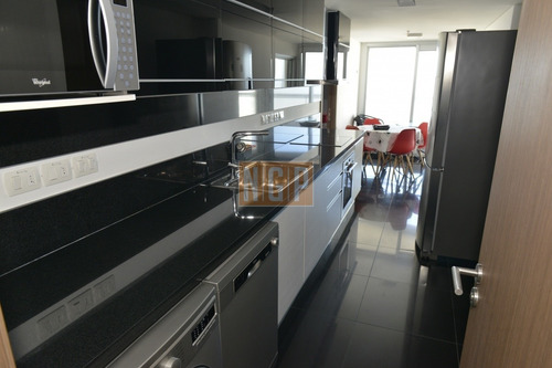 Imagen 16 de 30 de Apartamento De 3 Dormitorios Frente Al Mar Fotos Del Departamento