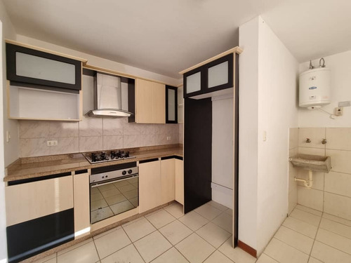 Imagen 3 de 14 de Se Vende Apartamento En Res Papiros Mañongo Foa-2007 Jean