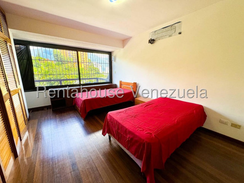 Bello Departamento Duplex Embuido En Un Excepcional Diseño En Marmol - Colinas De Valle Arriba - Ana Teixeira - Mls #25-8896