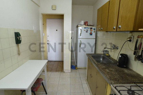 Villa Del Parque - Departamento De 3 Ambientes - Oportunidad