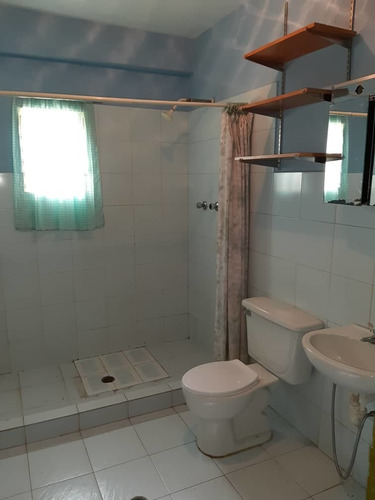 Imagen 7 de 14 de Casa Con 500m2 De Terreno De Dos Pisos Con Anexo En San Diego