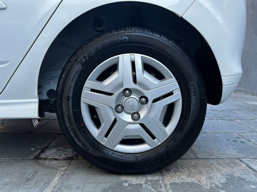 Chevrolet Onix 1.0 Joy 5p