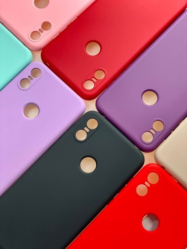 Imagem 3 de 10 de Case Capinha Capa Silicone Premium Luxo Para Moto One Xt1941