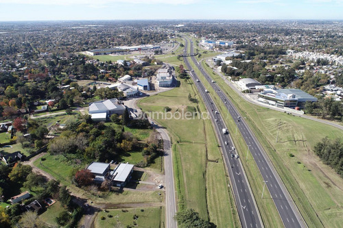 Imagen 10 de 10 de Depósito Galpón En Venta O Permuta Sobre Colectora Norte Acceso Oeste Moreno, Moreno