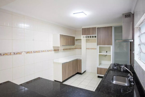 Sobrado 190 M² 3 Dormitórios - 1 Suíte - 2 Vagas De Garagem - Centro De Diadema