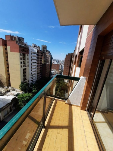 Semipiso De 100m2 En Venta. 3 Dormitorios En Nueva Córdoba - Con Cochera Propia!