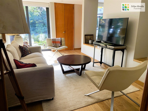 En Condominio, Como Nueva, 3 Dorm.3 Bños. Servicio Completo.