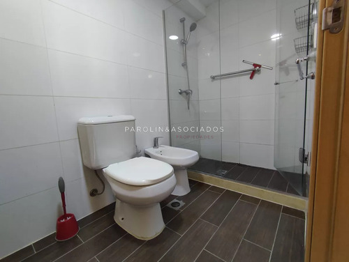 Apartamento En Venta De 3 Dormitorios En Torres Barcelona, Punta Del Este.