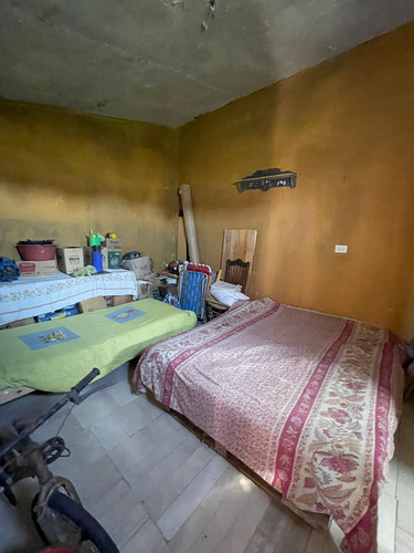Casa Mas Departamento Ubicada En Camet Norte