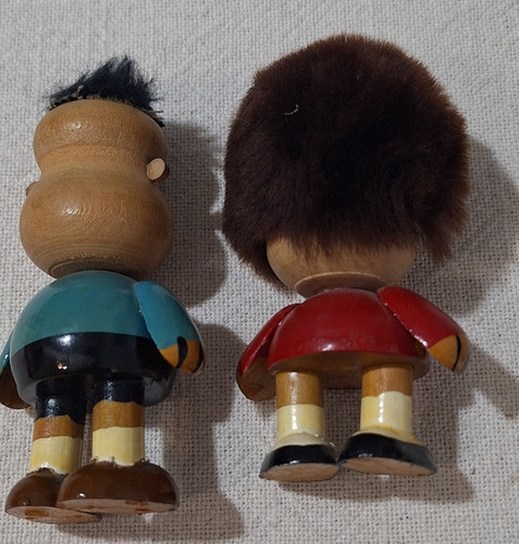 Antiguo Figuras Muñecos Mafalda Y Manolo, De Madera (Usado)