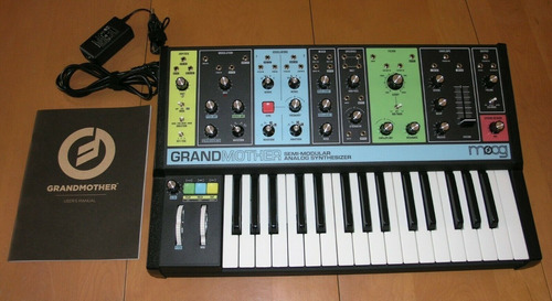 Imagen 1 de 1 de Moog Grandmother Analog Synthesizer
