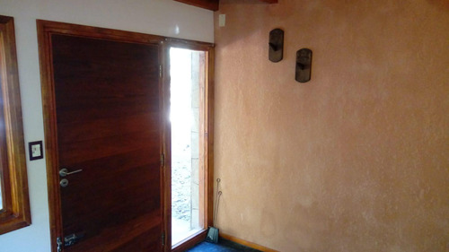Complejo De Cabañas En Venta - 5 Dormitorios 4 Baños - 610mts2 - Villa La Angostura