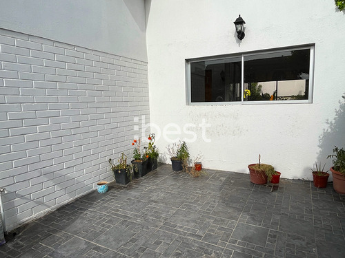Gran Casa De 5 Dormitorios A Un Paso De Todo
