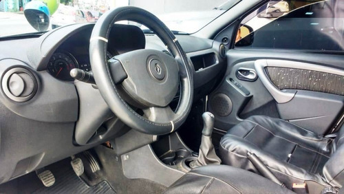 2013 Renault Logan 1.0 Completo