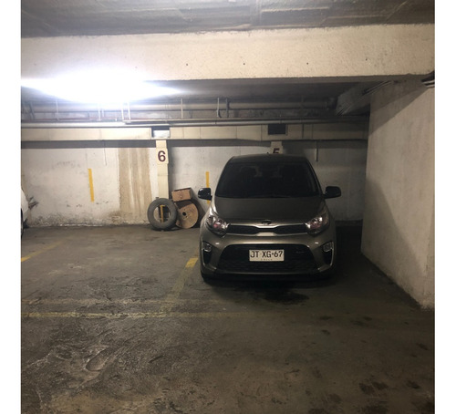 Se Vende Oficina Amplia Asolada En Calle Cochrane Valpo