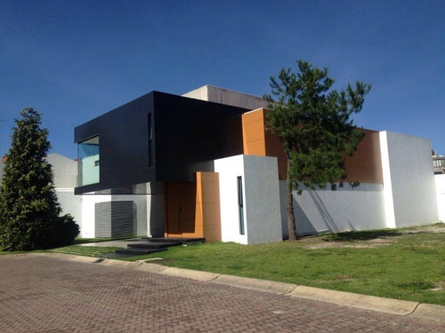 Imagen 2 de 30 de Casa Nueva En Venta Con Excelente Arquitectura, Metepec Estado De México