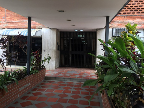 Imagen 2 de 8 de Vendo Apartamento En Bello Campo Caracas / 0414-3907836