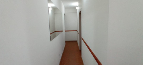 Imagen 10 de 20 de Departamento 2 Ambientes - Banfield Oeste- Con Cochera- Apto Profesional