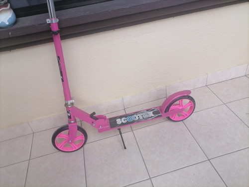 Scooter Color Rosado