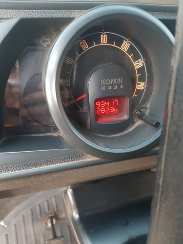 Volkswagen Kombi 2012 1.4 Lotação Total Flex 3p