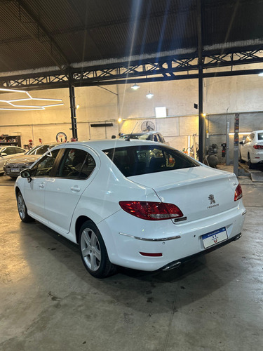 Peugeot 408 2.0 Feline 143cv