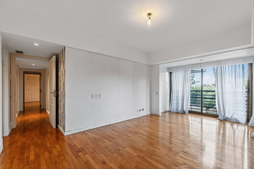 Depto 5 Ambientes En Venta En La Lucila C/ Pileta