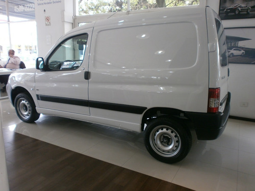 Imagen 8 de 15 de Peugeot Partner 2023 1.6 Furgon Confort