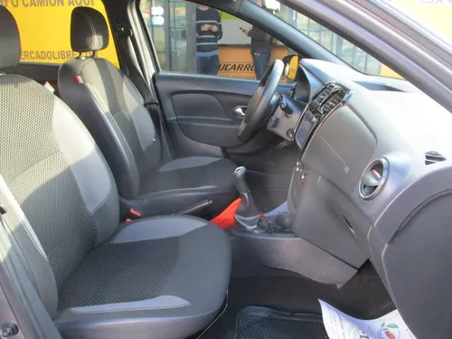 Renault Sandero 1600cc Mt Aa