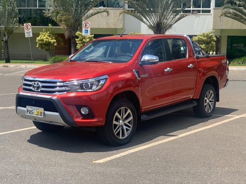 Toyota Hilux Cd Srx 2.8 (a4fd) 16/17 - Top - Com 55.000 Kms!
