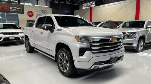 Chevrolet Cheyenne 5.3 Dobre Cabina High Country 4X4 At