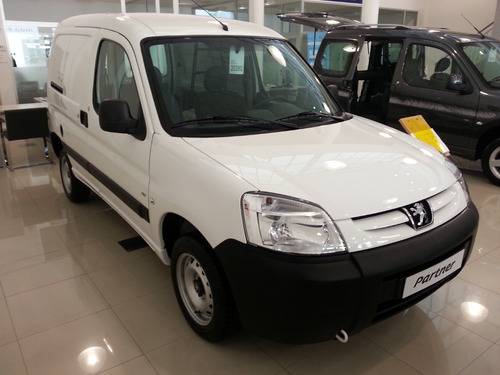 Imagen 18 de 24 de Peugeot Partner 2023 1.6 Furgon Confort
