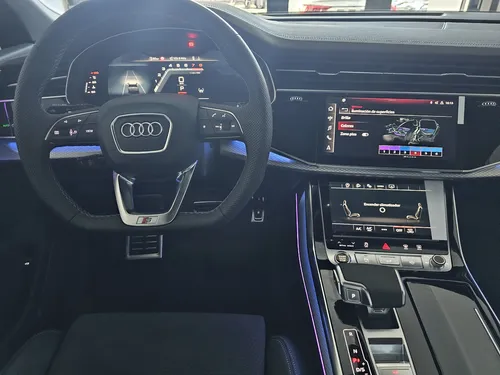 Audi Q7 S-line 2025