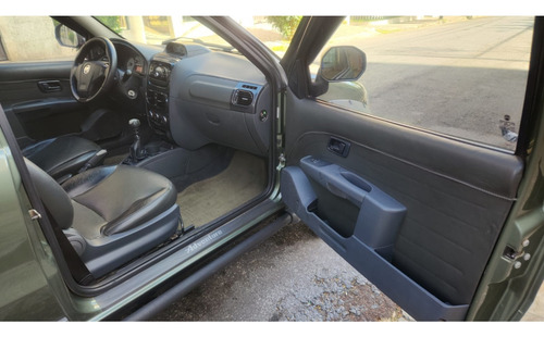 Fiat Strada 1.8 MPI ADVENTURE CE 16V FLEX 2P MANUAL