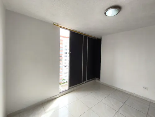 Apartamento En Arriendo En Prados Del Norte. Cod A30781