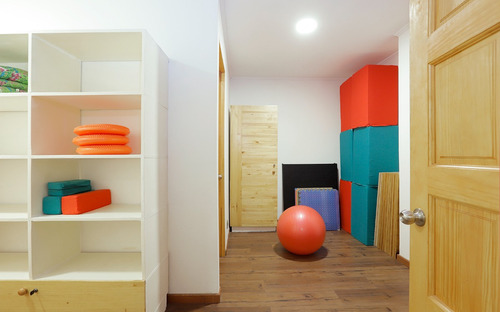 Local En Barrio Lastarria: Ideal Para Yoga O Talleres