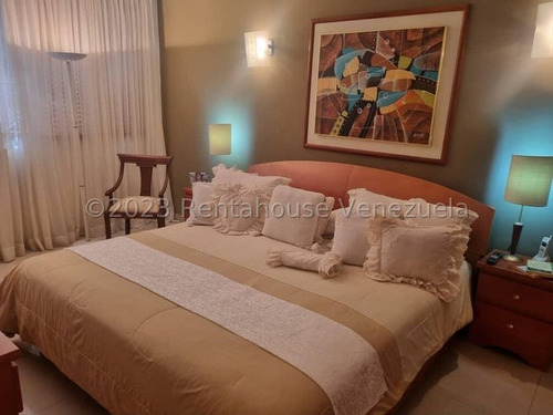 Apartamento En Venta Amplio E Iluminado Excelente Distribución 25-5623