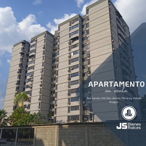 Vende Apartamento, Piso Alto,  Urb. San Jacinto,18js