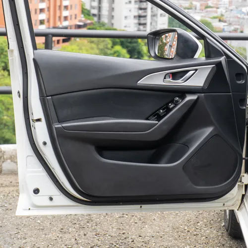 Mazda 3 2.0 Touring At