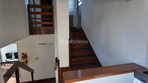 Casa Chalet En Venta - Moreno