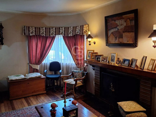 Casa En Barrio Antiguo De Osorno, Habitacional O Comercial