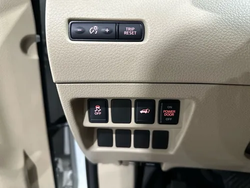 Nissan X-Trail 2.5 Exclusive 2 Row Cvt