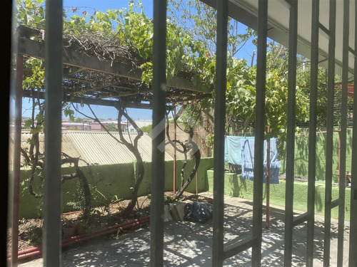 Casa En Venta De 4 Dorm. En Quilpué
