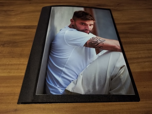 Ricky Martin * Carpeta Recortes Revistas Clippings (Usado)