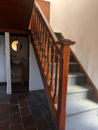 Casa En Venta Punta Carretas! Joaquin Nuñez Y C,mora, P.unico! Gje. Patio.