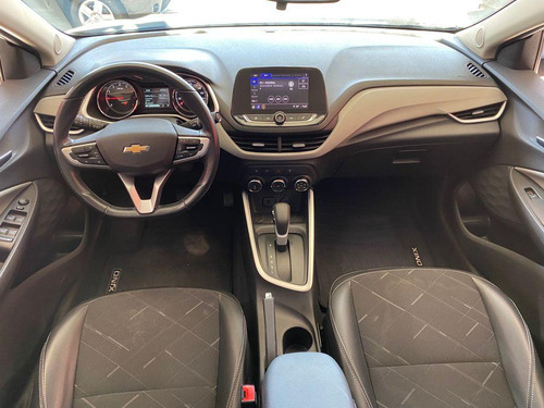 Chevrolet Onix Plus 10tat Pr1